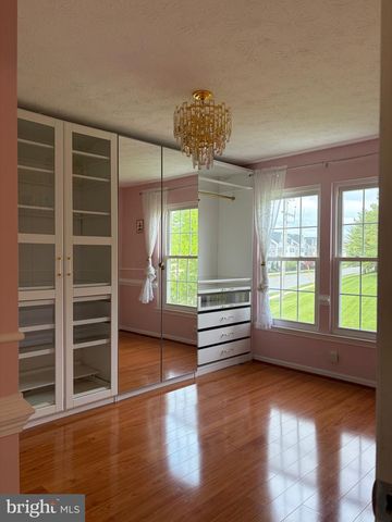 2117 CROSS TRAILS RD, Baltimore, MD 21244