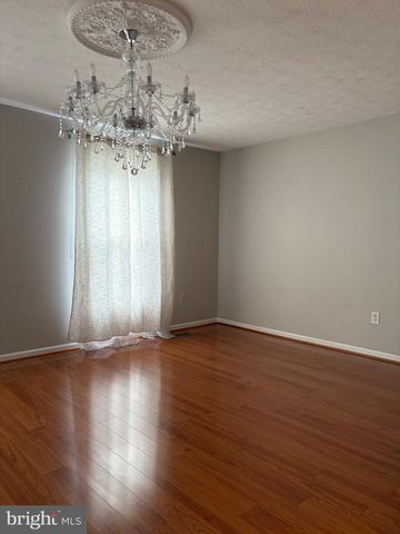 2117 CROSS TRAILS RD, Baltimore, MD 21244