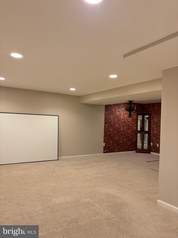 2117 CROSS TRAILS RD, Baltimore, MD 21244