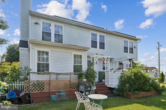2117 CROSS TRAILS RD, Baltimore, MD 21244