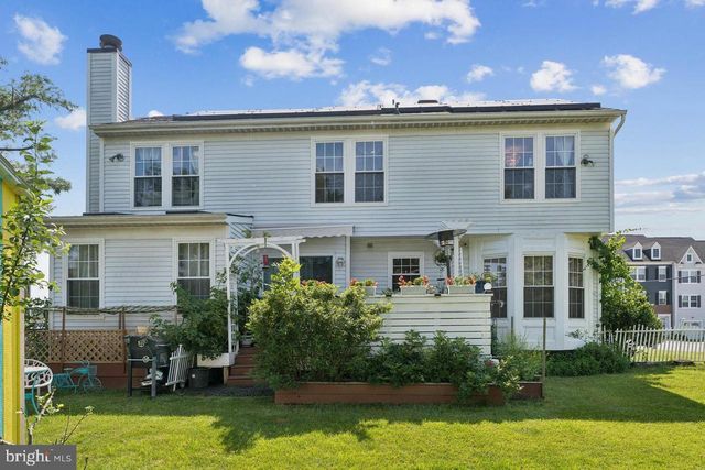 2117 CROSS TRAILS RD, Baltimore, MD 21244