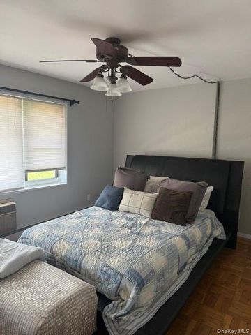 175 Archer Street 2E, Freeport, NY 11520