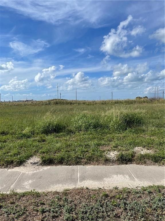 7554 La Concha Blvd, Port Aransas, TX 78373