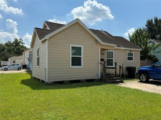 6946 Moss Rose Street, Houston, TX 77087