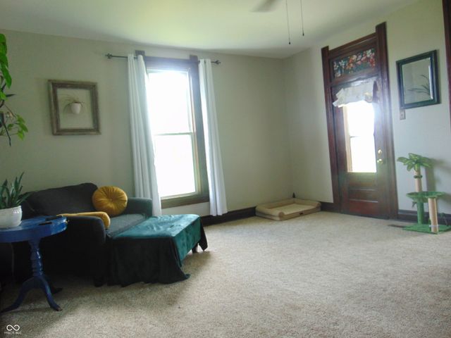 679 S 1050 W, Jamestown, IN 46147