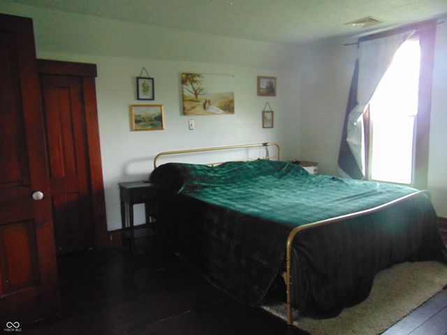 679 S 1050 W, Jamestown, IN 46147
