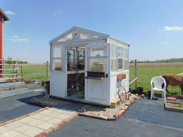 679 S 1050 W, Jamestown, IN 46147