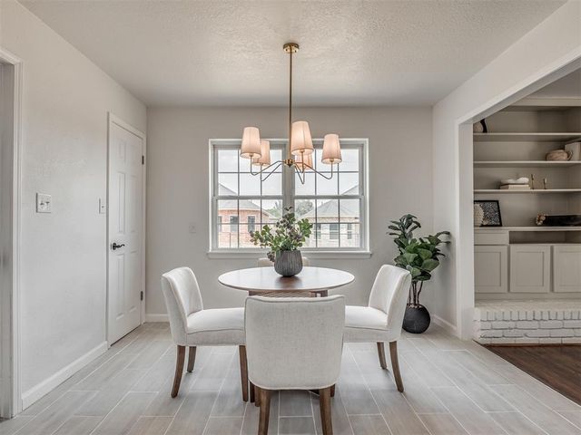 524 S Lewis Lane, Mustang, OK 73064