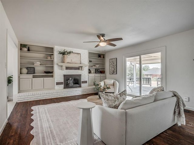 524 S Lewis Lane, Mustang, OK 73064