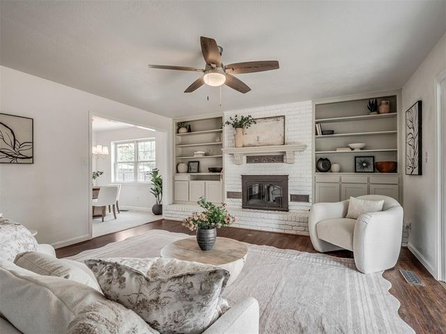 524 S Lewis Lane, Mustang, OK 73064