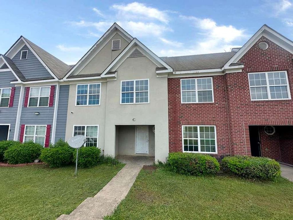 926 Old Mill Pt C, Monroe, GA 30655