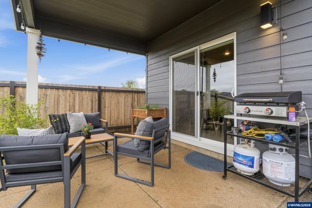 7090 SE Andrea Ln, Corvallis, OR 97330