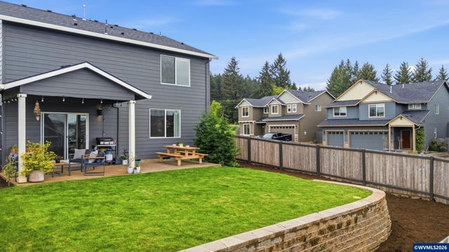 7090 SE Andrea Ln, Corvallis, OR 97330