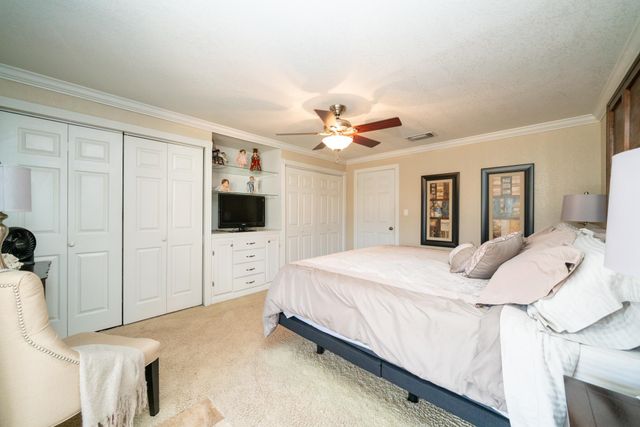 4538 W Loop 281, Longview, TX 75604