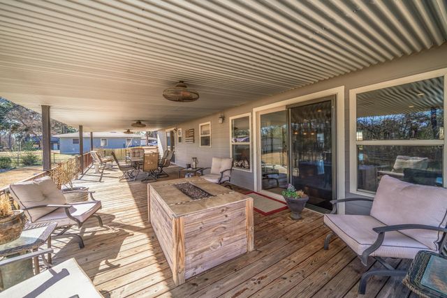 4538 W Loop 281, Longview, TX 75604