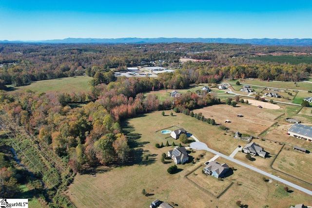 26 Fancy Lane, Travelers Rest, SC 29690