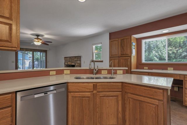 830 Harvest Lane Court, Columbus, OH 43213