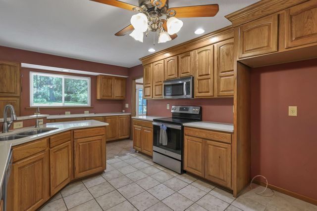 830 Harvest Lane Court, Columbus, OH 43213