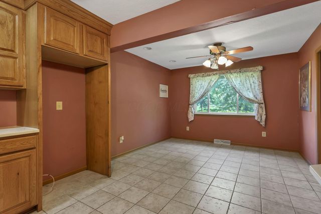 830 Harvest Lane Court, Columbus, OH 43213