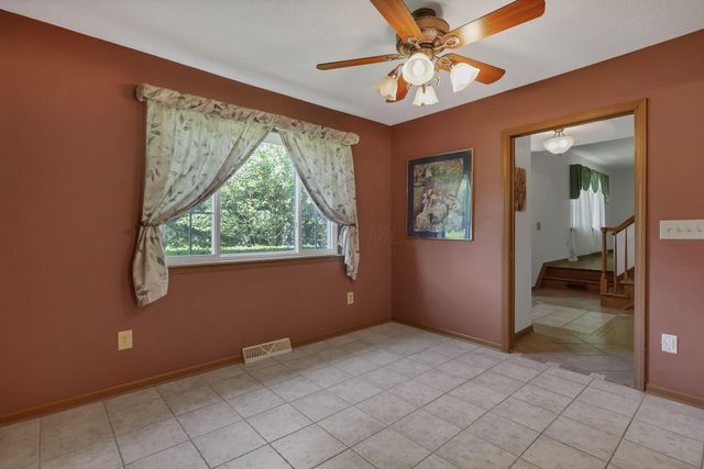 830 Harvest Lane Court, Columbus, OH 43213