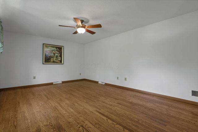 830 Harvest Lane Court, Columbus, OH 43213