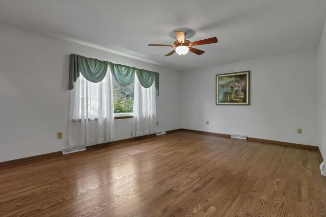 830 Harvest Lane Court, Columbus, OH 43213