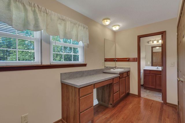 830 Harvest Lane Court, Columbus, OH 43213