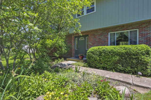 830 Harvest Lane Court, Columbus, OH 43213
