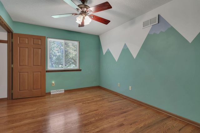 830 Harvest Lane Court, Columbus, OH 43213