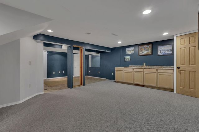 830 Harvest Lane Court, Columbus, OH 43213