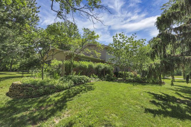 830 Harvest Lane Court, Columbus, OH 43213