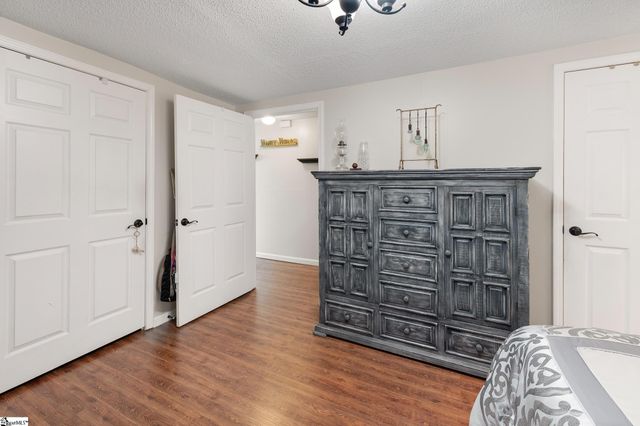 2817 Anderson Road, Greenville, SC 29611