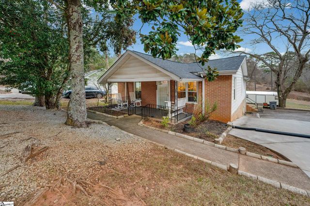 2817 Anderson Road, Greenville, SC 29611