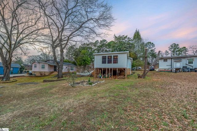 2817 Anderson Road, Greenville, SC 29611