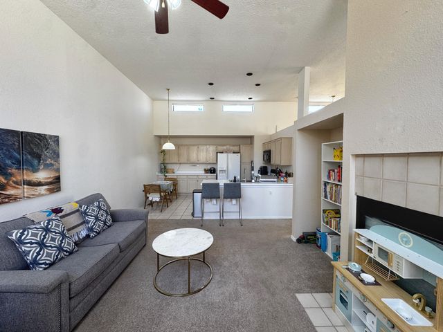 2135 Coyote Willow Avenue NE, Albuquerque, NM 87122
