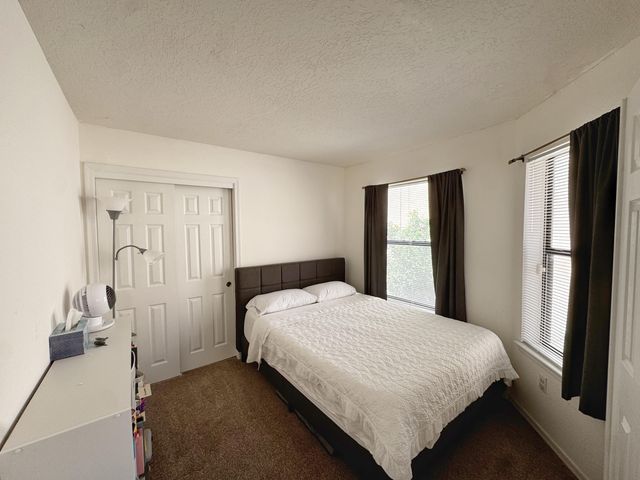 2135 Coyote Willow Avenue NE, Albuquerque, NM 87122