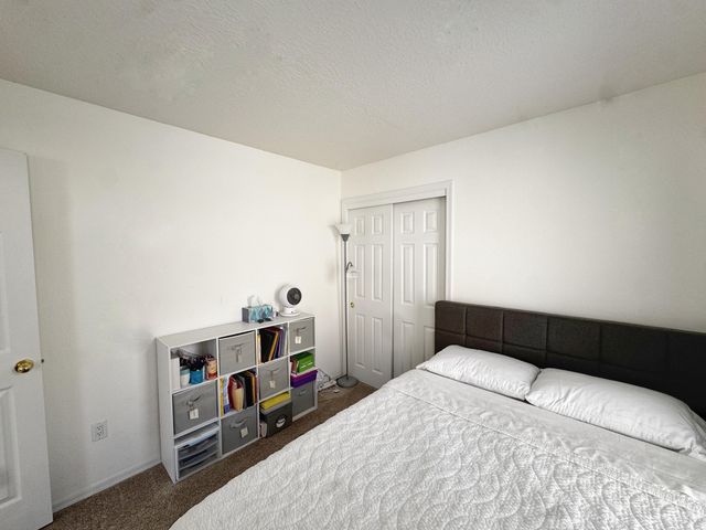 2135 Coyote Willow Avenue NE, Albuquerque, NM 87122