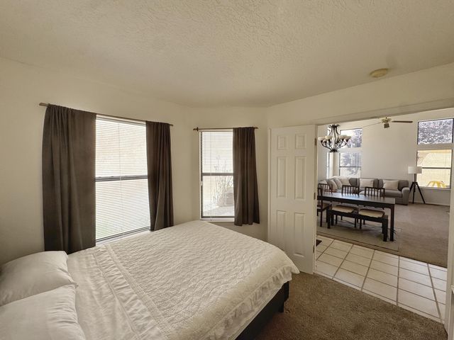 2135 Coyote Willow Avenue NE, Albuquerque, NM 87122