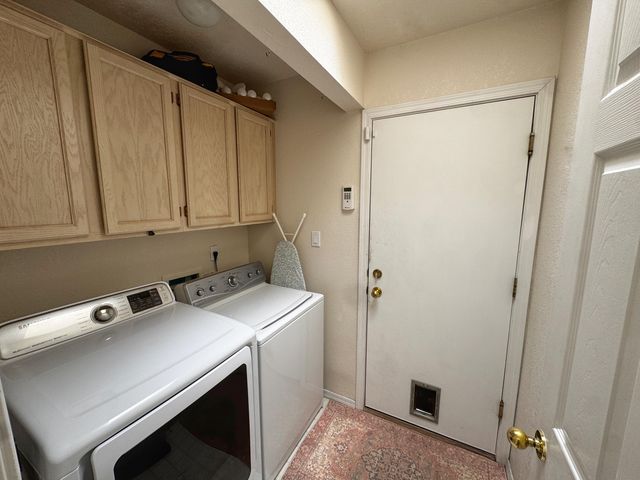 2135 Coyote Willow Avenue NE, Albuquerque, NM 87122