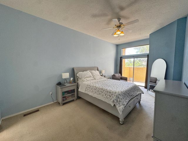 2135 Coyote Willow Avenue NE, Albuquerque, NM 87122