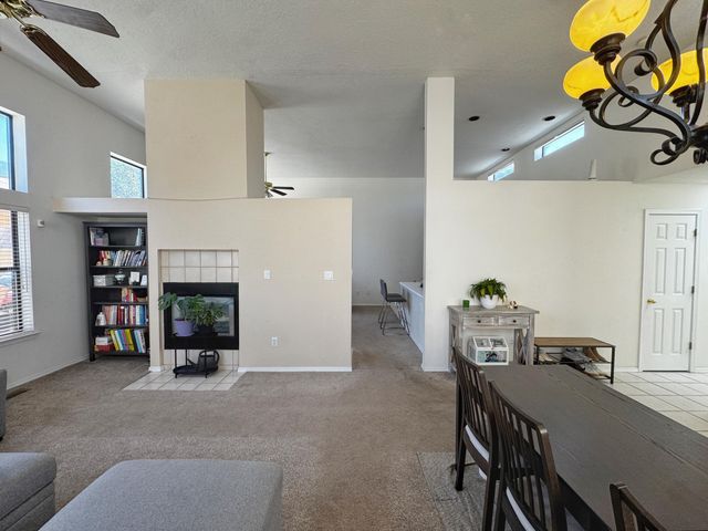 2135 Coyote Willow Avenue NE, Albuquerque, NM 87122