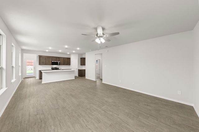 1708 Elle Lane, Aubrey, TX 76227