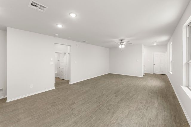 1708 Elle Lane, Aubrey, TX 76227