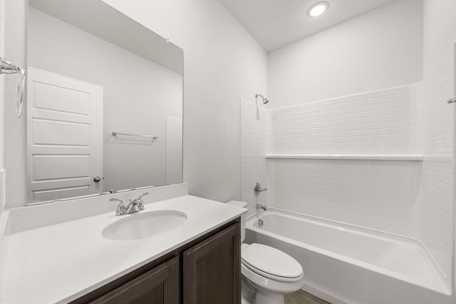 1708 Elle Lane, Aubrey, TX 76227