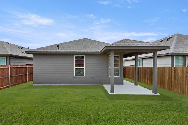 1708 Elle Lane, Aubrey, TX 76227