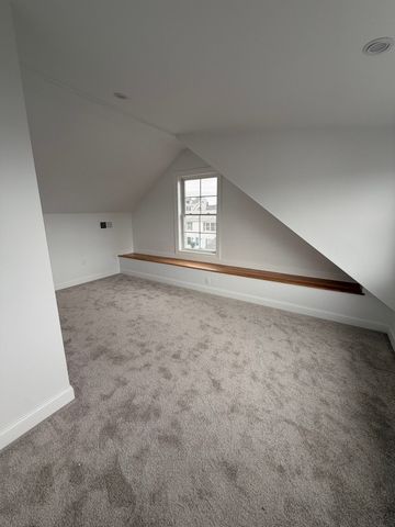 55 Mansfield B, Gloucester, MA 01930