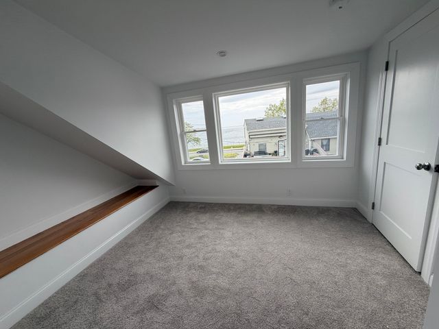 55 Mansfield B, Gloucester, MA 01930