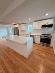 55 Mansfield B, Gloucester, MA 01930