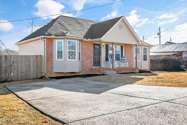 1120 Palmer Ave, Madison, TN 37115