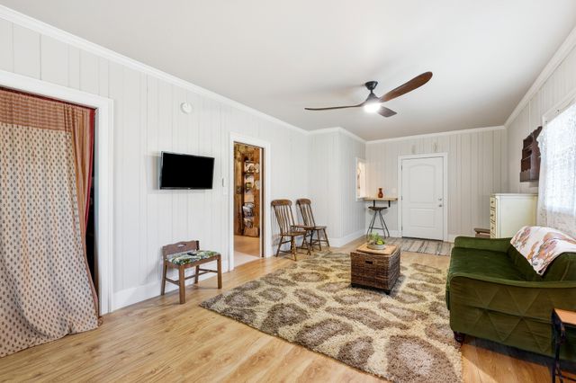310 N Hume Ave, Gallatin, TN 37066